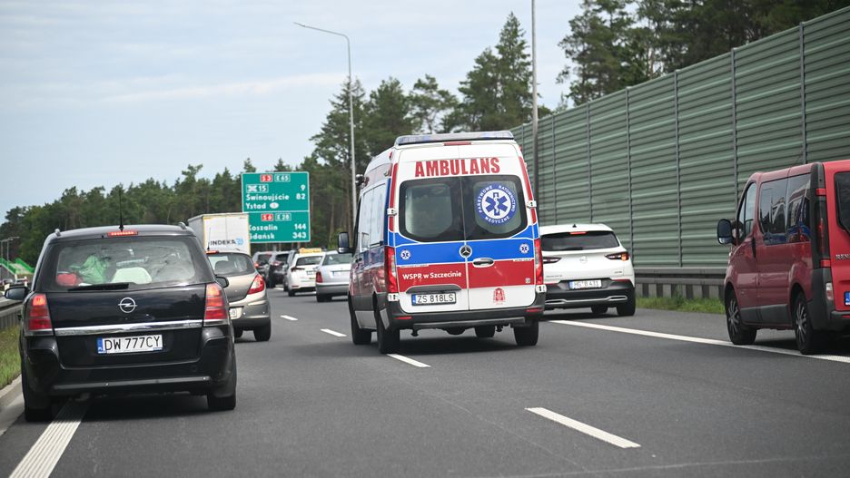 Groźny wypadek na S3. Jest wielu rannych, w tym dzieci (zdjęcie ilustracyjne)