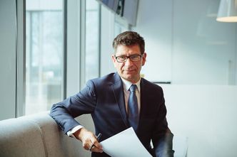 "Money. To się liczy". Absurdalne przepisy w Polsce oraz odszkodowania za opóźniony lot