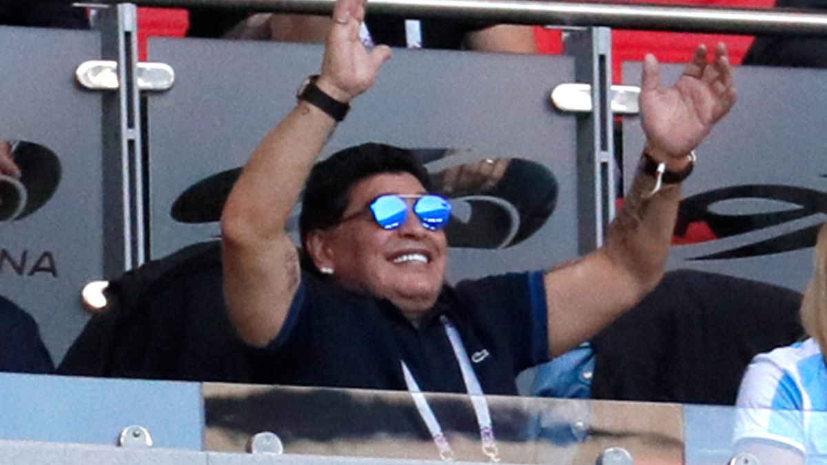 Zdjęcie okładkowe artykułu: PAP/EPA / YURI KOCHETKOV / Diego Maradona