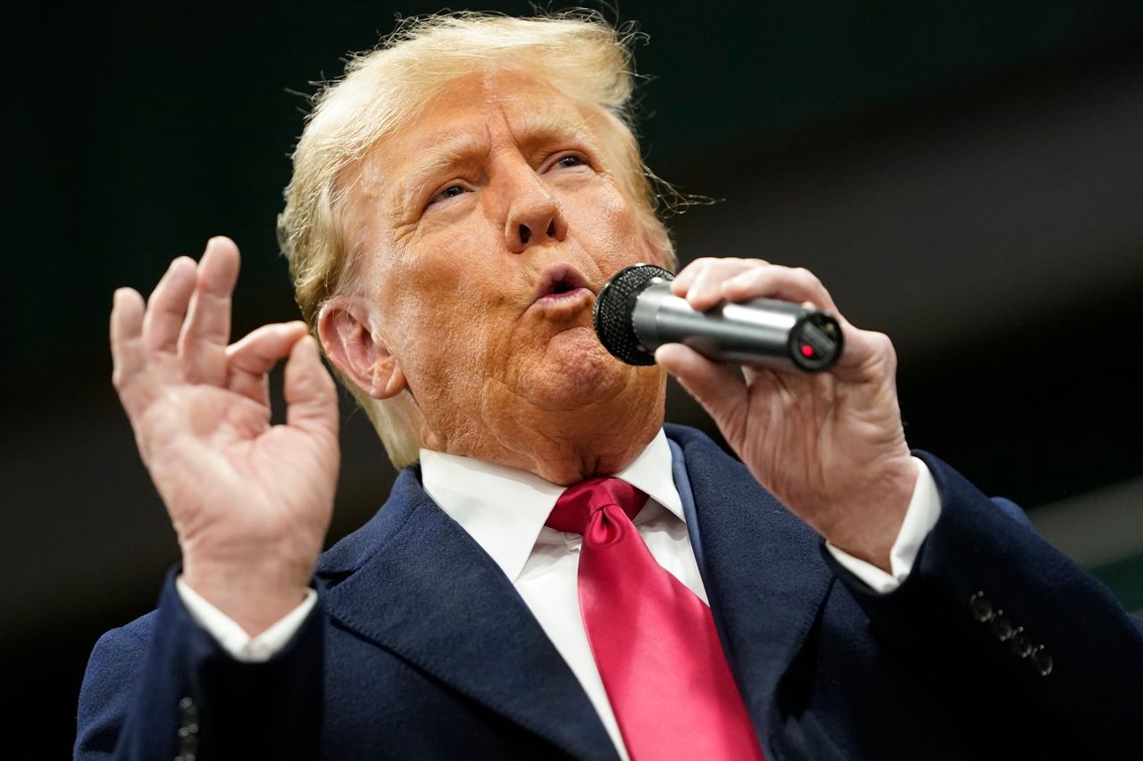 Harris gains ground over Trump in shocking Iowa poll result