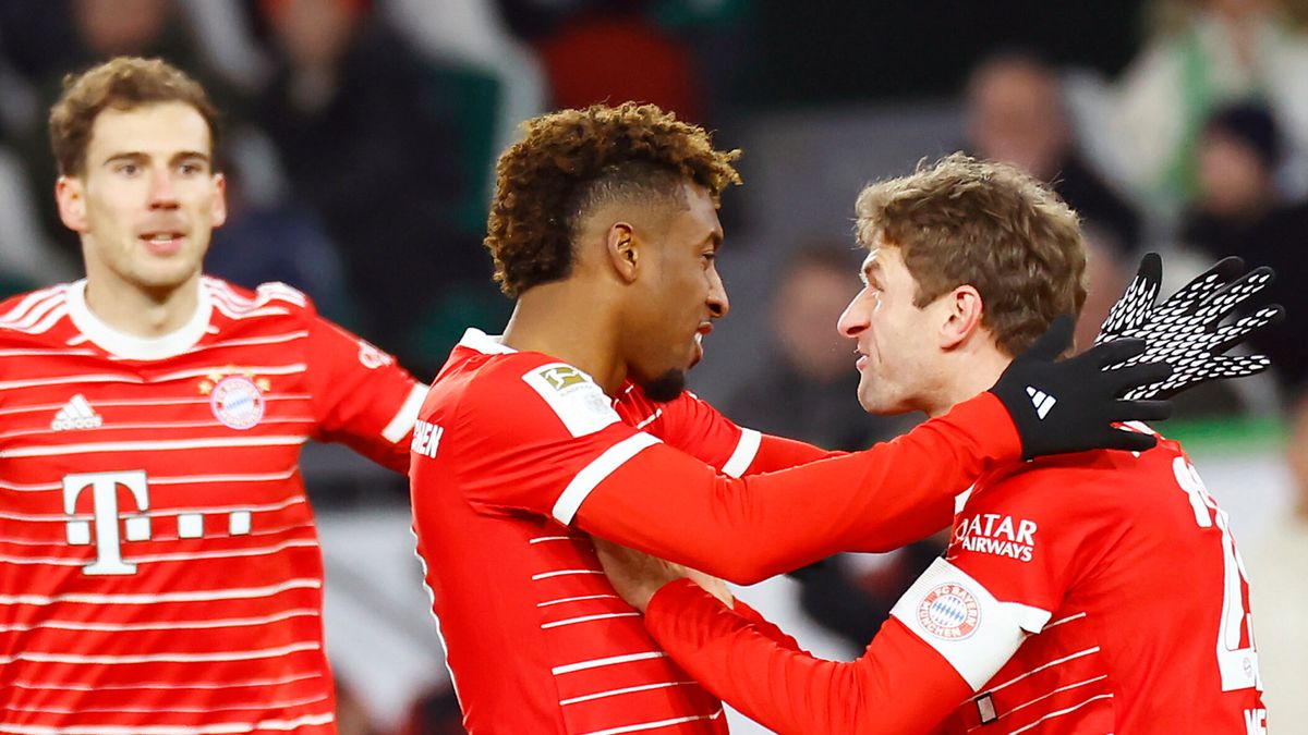 PAP/EPA / HANNIBAL HANSCHKE / Na zdjęciu: radość piłkarzy Bayernu Monachium