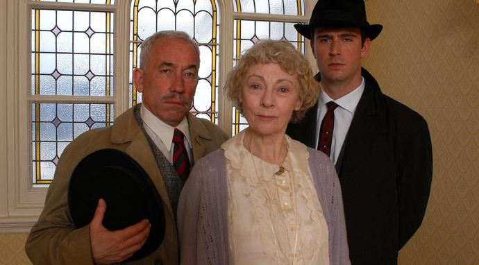 Panna Marple: Noc w bibliotece