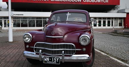 50 lat od zakończenia produkcji FSO Warszawy. To auto miało podnieść powojenną Polskę