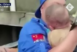 Dramat w Chinach. Matka zginęła ratując dziecko