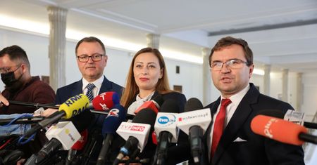 PiS traci większość w Sejmie. Klub opuszcza trójka posłów