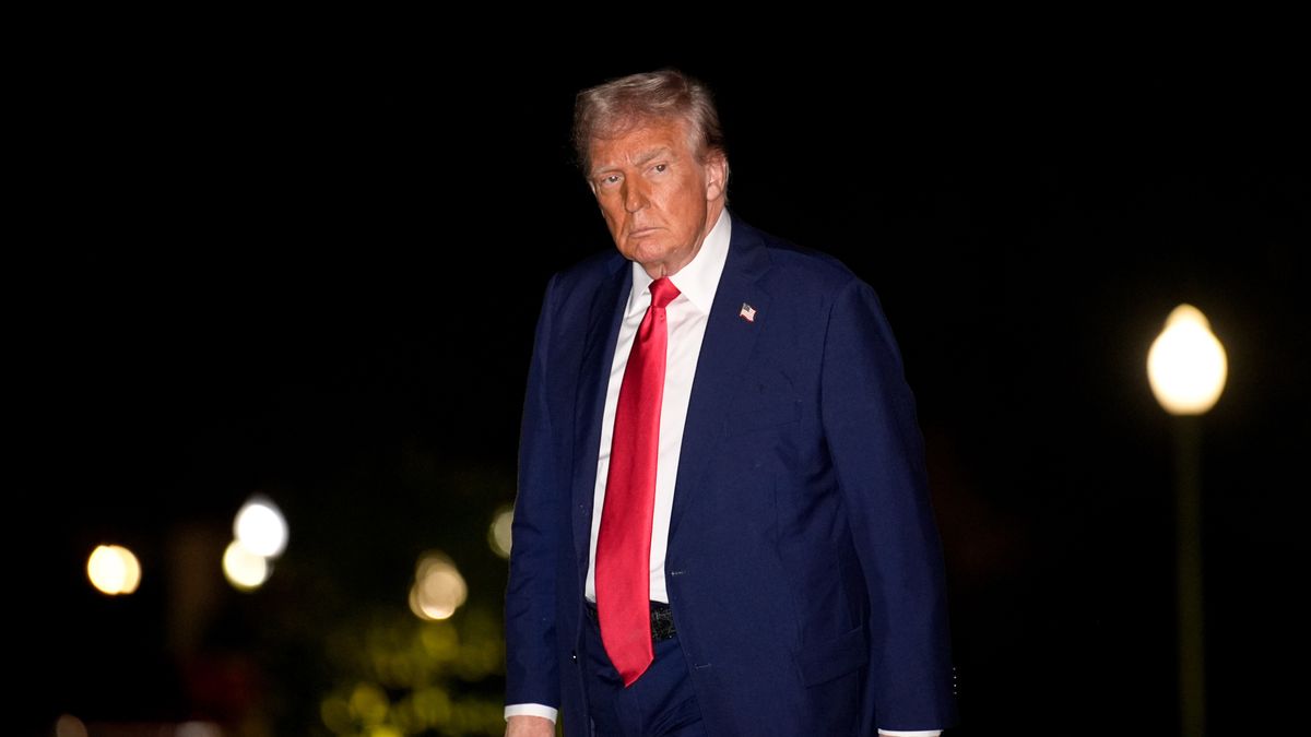 US President Donald Trump walks on the South Lawn of the White House after arriving on Marine One in Washington, DC, US, on Sunday, March 30, 2025. Trump said he's considering "secondary tariffs" on Russian oil if Vladimir Putin refuses a ceasefire with Ukraine, while saying he doesn't think the Russian president will "go back on his word." Photographer: Yuri Gripas/Abaca/Bloomberg via Getty Images