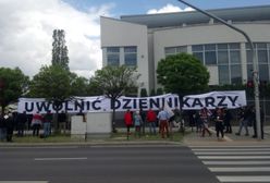 Warszawa. Protest dziennikarzy przed ambasadą Białorusi. "Idziemy po Was"