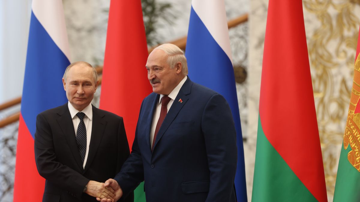 Prezydent Rosji Władimir Putin oraz prezydent Białorusi Aleksander Łukaszenka