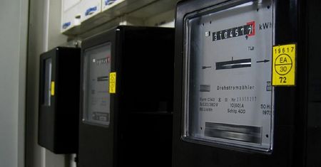 Drżą portfele Polaków. Rekordowe rachunki za prąd i gaz