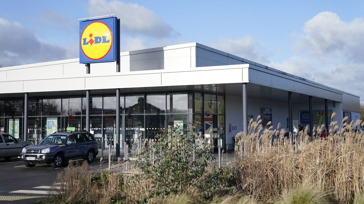 A view of a Lidl supermarket in Chichester, West Sussex. Discount supermarket Lidl has revealed its sales jumped by almost a quarter over the key festive period as it said it was buoyed by shoppers switching from rivals amid budget concerns. The retailer said sales increased by 24.5 percent over the four weeks to December 25, compared with the same period in 2021. Picture date: Monday January 9, 2023. (Photo by Andrew Matthews/PA Images via Getty Images)