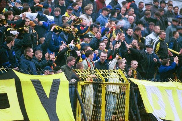 Po awansie do I ligi na meczach "Cidrów" była jedna z największych frekwencji w Polsce. Fot. Agencja Gazeta/Robert Krzanowski