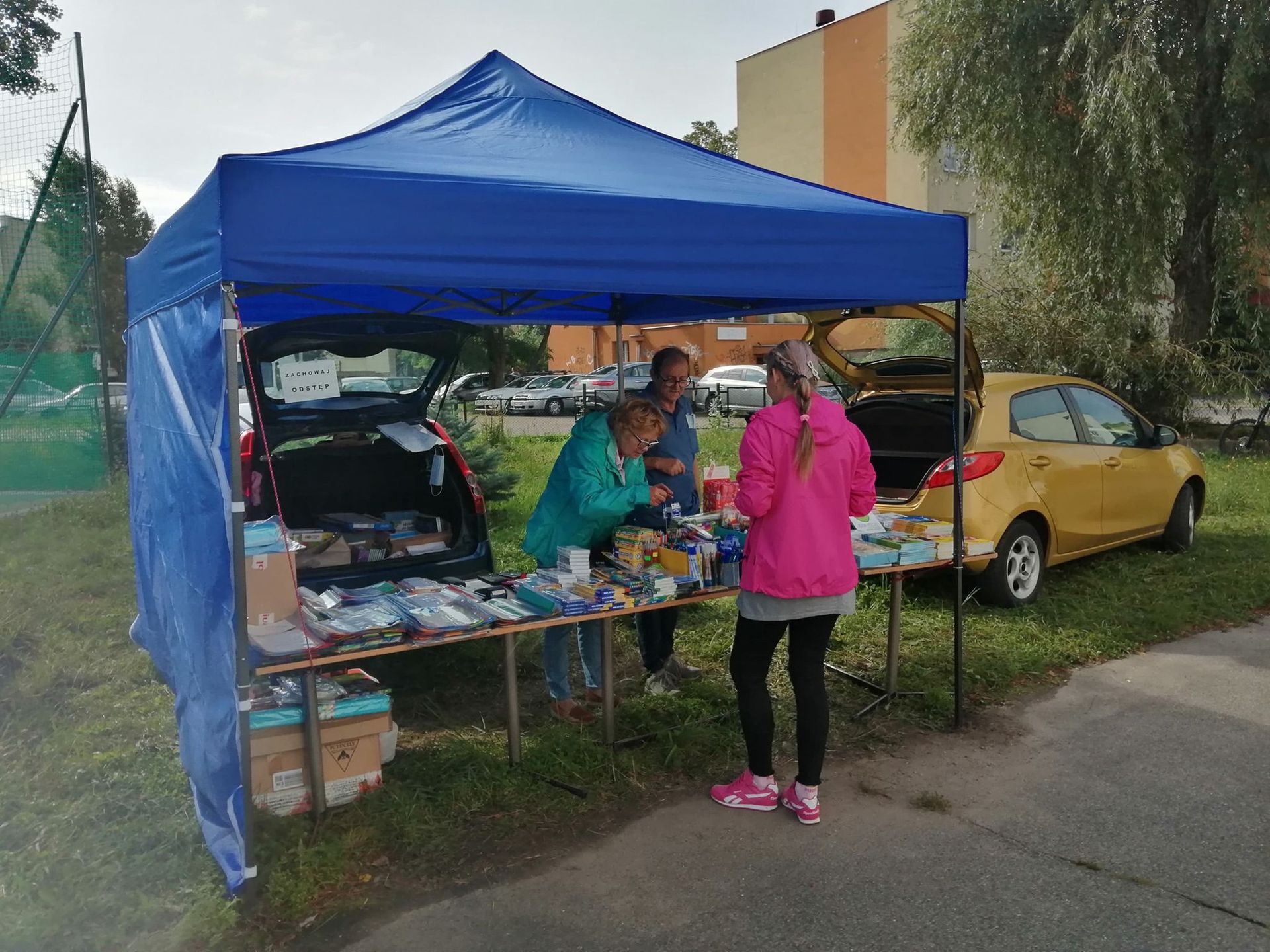 Tak wygląda sprzedaż artykułów szkolnych i książek w nowych warunkach