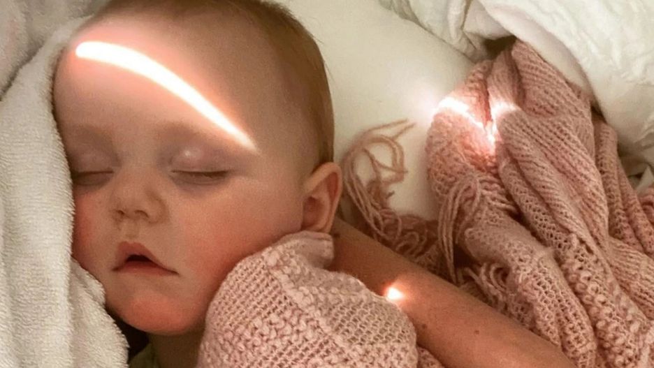 Zobaczyła krew w pieluszce. Okazało się, że jej córka ma rzadkie schorzenie