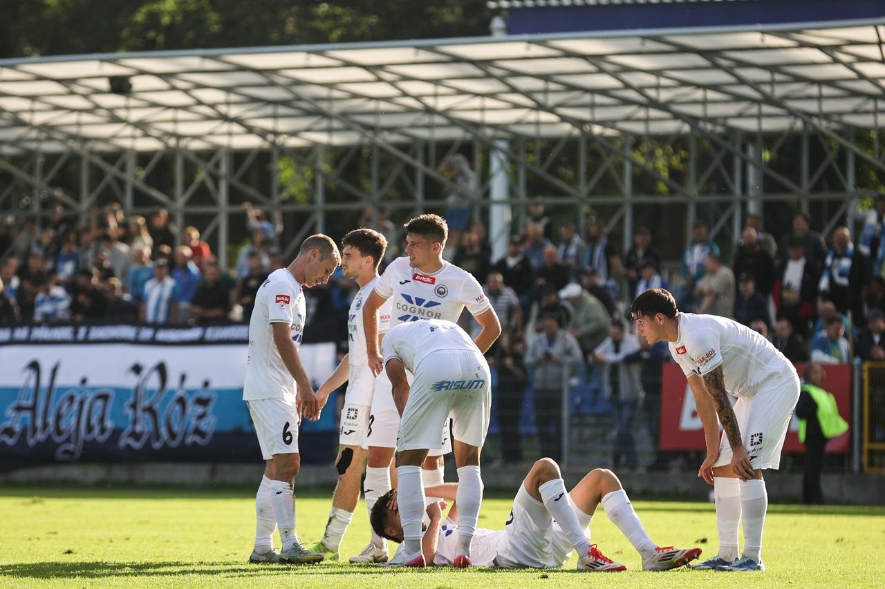 Hutnik Kraków wygrał mecz Pucharu Polski z Siarką Tarnobrzeg i awansował. Zdecydował kuriozalny gol