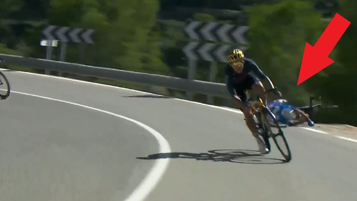 Upadek Alejandro Valverde na 7 etapie Vuelta a Espana