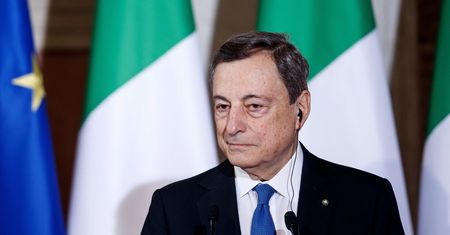 We Włoszech tworzy się ruch oporu wobec premiera Draghiego. Porównują go do dyktatora