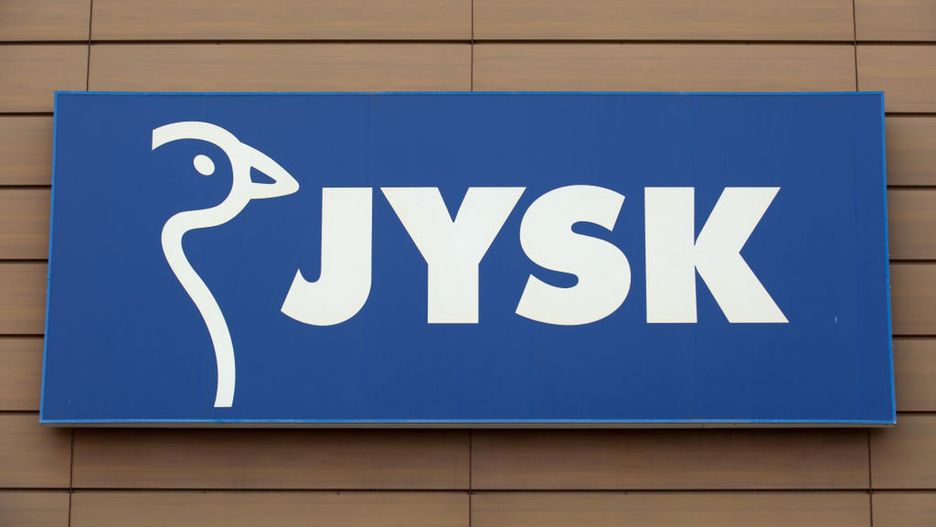 JYSK otwiera swoje sklepy w związku z odmrażaniem handlu.