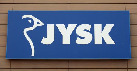 Odmrażanie gospodarki. Sieć JYSK wznowiła sprzedaż w sklepach, działają też inne sieci