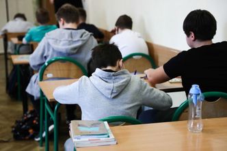 Sklepiki prowadzone przez uczniów i lektura sprzed 100 lat. Jest pomysł na finanse w szkołach