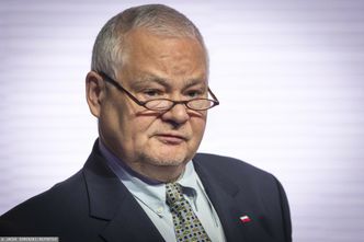 Agresywny styl prezesa. Czy Adam Glapiński wierzy w to, co mówi? [OPINIA]