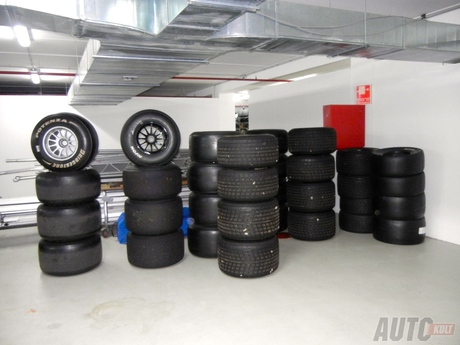 Test opon Bridgestone Potenza Adrenalin RE002 w Ascari Race Resort [galeria] 157