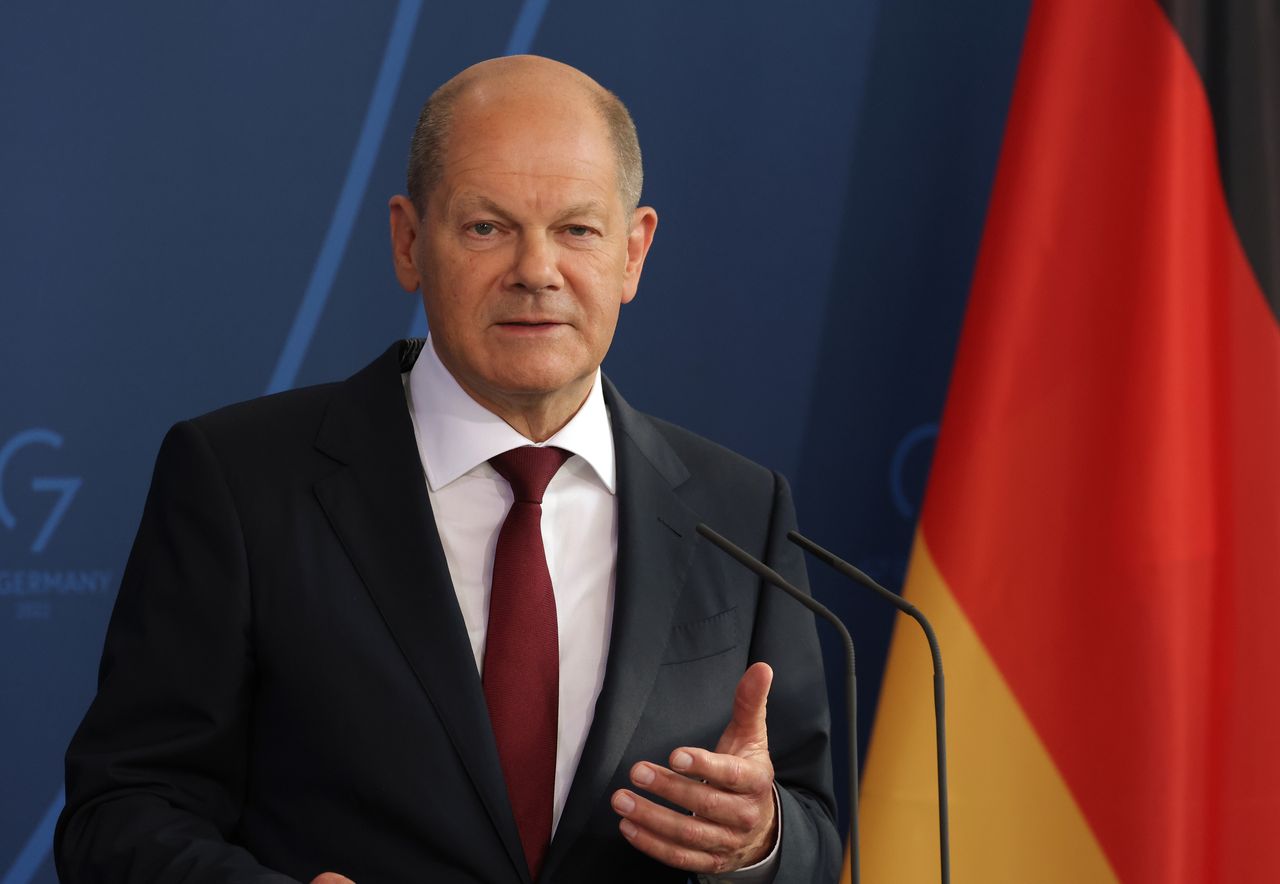 Azyl dla rosyjskich krytyków Putina? Niemiec rząd zapowiada. Na zdjęciu kanclerz Olaf Scholz 