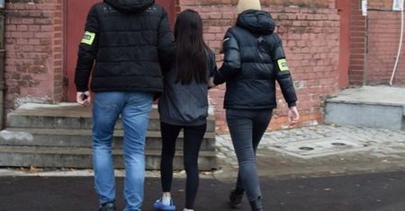 20-latce grozi 8 lat. Syn seniorki szybko się połapał