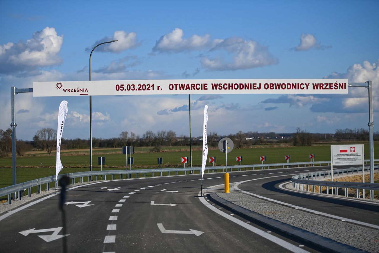 Budowa dróg. Kierowcy mogą już jeździć nową obwodnicą Wrześni