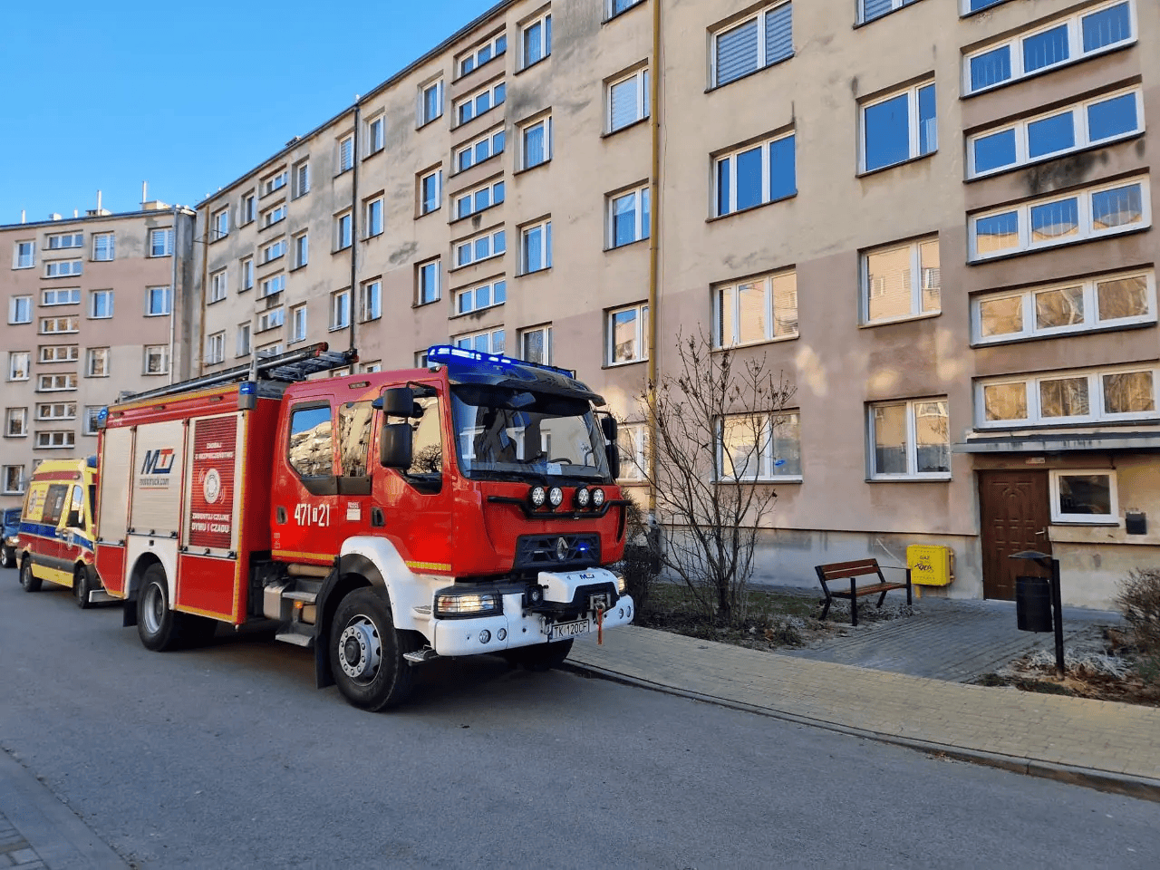 Zatrucie czadem w Sandomierzu. 20-latek trafił do szpitala