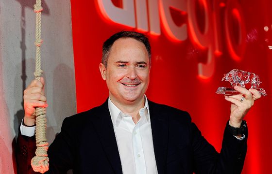 Allegro wychodzi poza Polskę, za 881 mln euro kupuje Mall Group i WE|DO