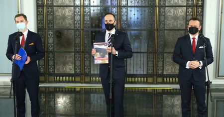 Europoseł PiS Dominik Tarczyński: Piekło zamarzło