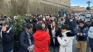 Turyści oszaleli na punkcie tego miejsca. "Wąż ludzi ciągnie się bez końca"