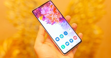 Samsung Galaxy S20 FE - topowy smartfon, za mniejsze pieniądze