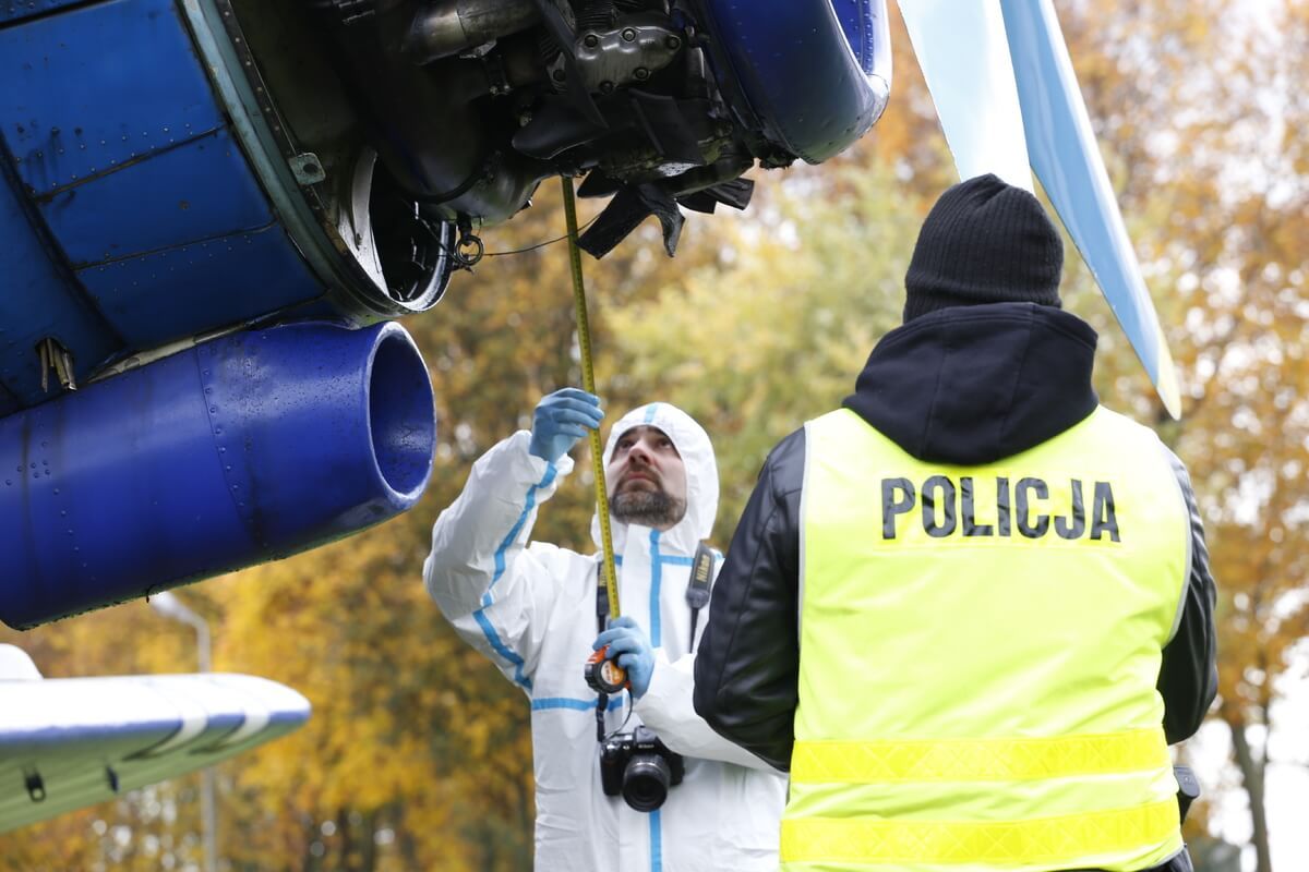 Samolot ze spadochroniarzami uderzył w płytę lotniska pod Lublinem