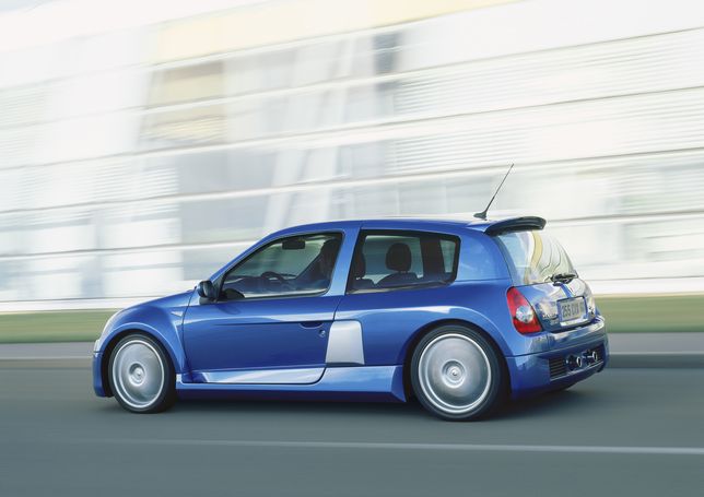 Renault Clio V6