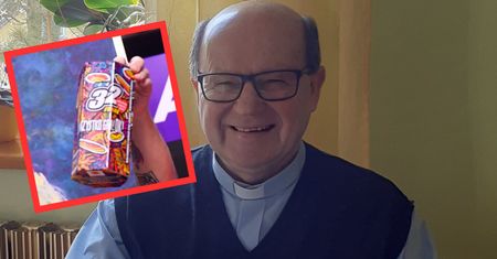 Ksiądz Roman Jagiełło znów to zrobił. Internet go pokochał