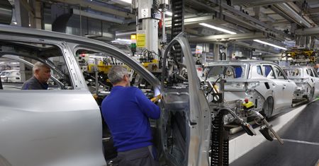 Gigantyczne zwolnienia w przemyśle motoryzacyjnym w Niemczech. "Pogrążony w kryzysie"