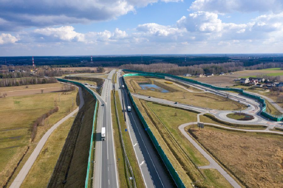 Autostrada A2 będzie dłuższa o 32 km. GDDKiA podpisała umowę z wykonawcami