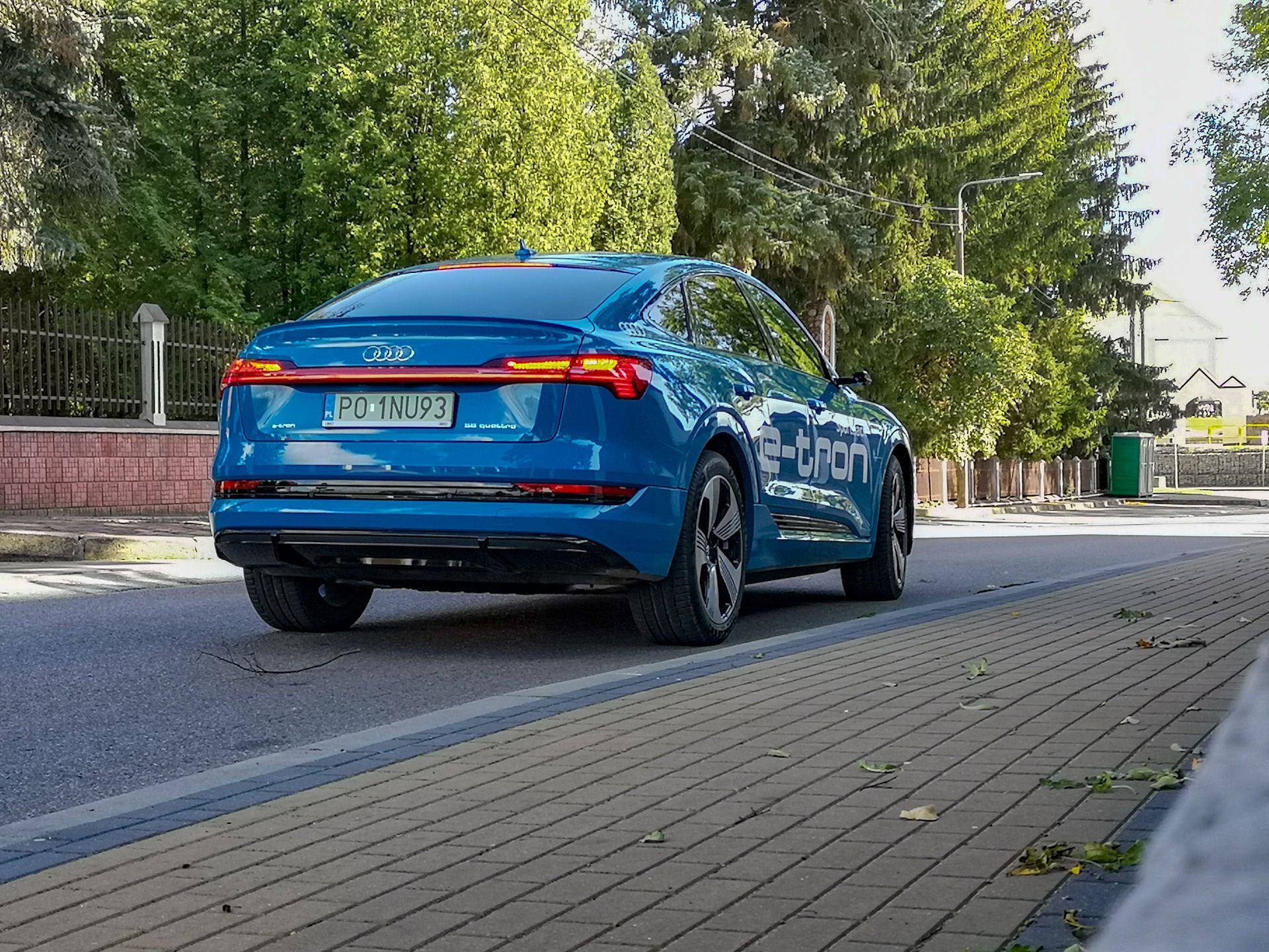 Prezentacja Audi e-tron Sportback: Elektryczny napęd i liczne innowacje w modnym przebraniu 5