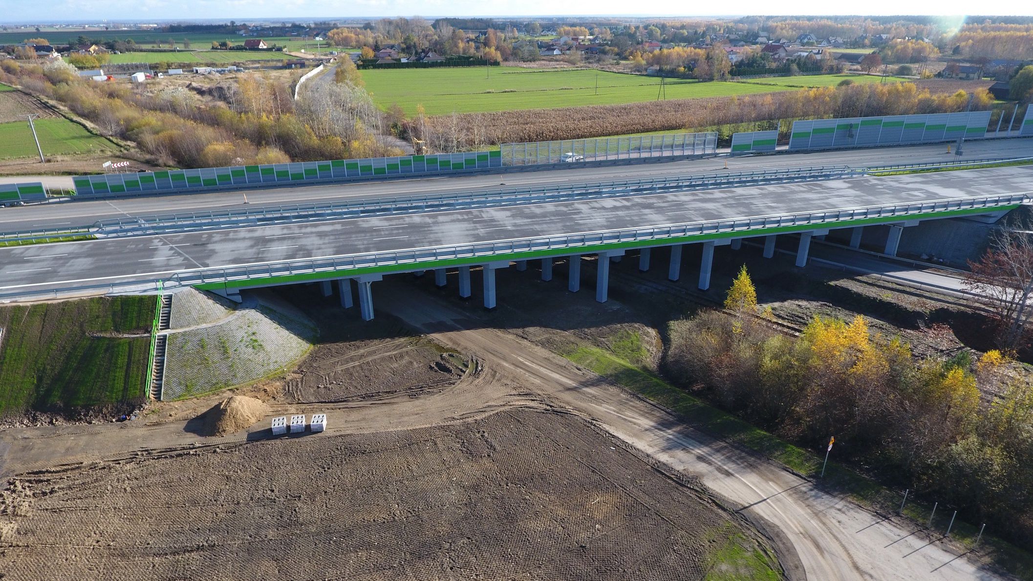 Autostrada A1 między Piotrkowem Trybunalskim a Kamieńskiem w listopadzie 2022 r.