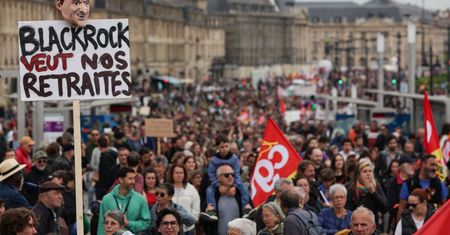 Wielkie manifestacje na 1 maja. Francuzi nie chcą dłużej pracować