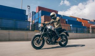 Yamaha odświeżyła model XSR700. Ma bardziej ekologiczny napęd i sporo gadżetów