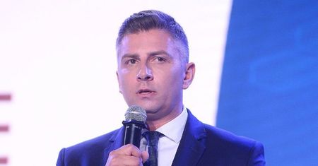 Mateusz Borek ZWOLNIONY z Polsatu po 20 latach pracy! "Może niektórym za bardzo zaufałem"
