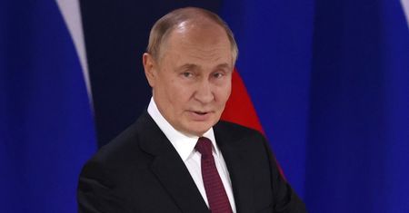 "The Economist": Putin przedstawi "plan pokonania dolara" na szczycie BRICS
