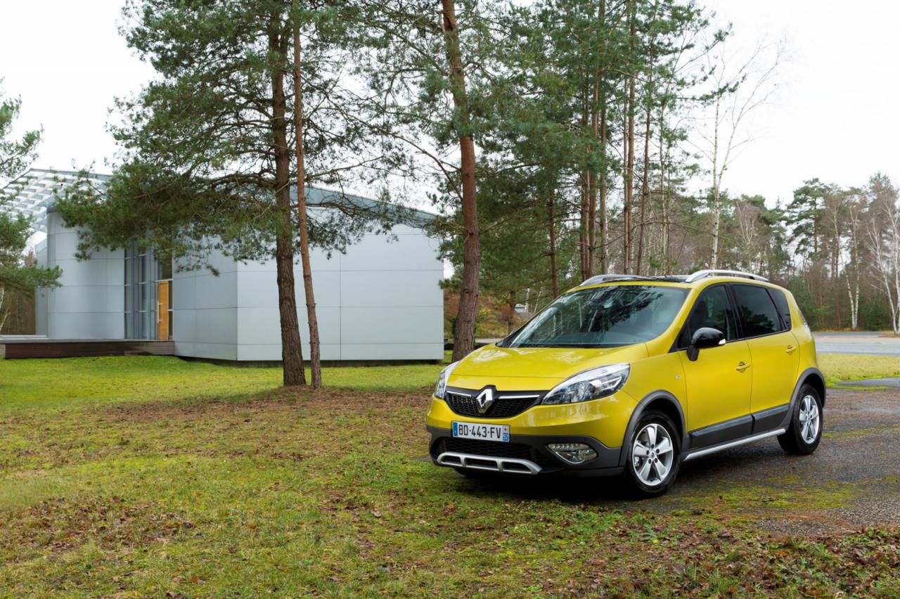 Renault odświeża gamę modelu Scénic, wersja XMOD dołącza do oferty