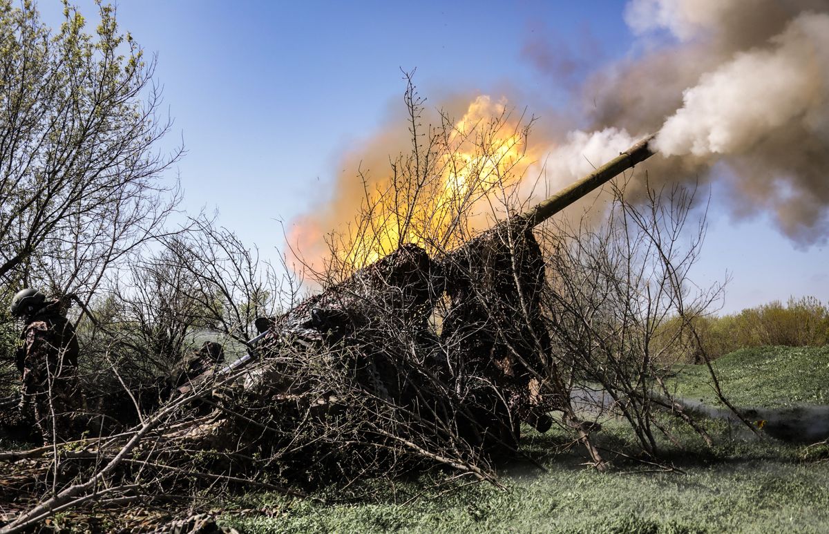Rosyjscy artylerzyści na froncie w Ukrainie