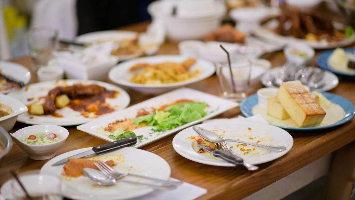 Jak Polacy radzą sobie z resztkami po Wielkanocu?