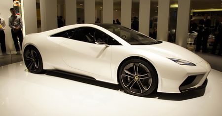 Lotus nie pojawi się na targach w Paryżu