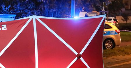 Rydułtowy. Śmiertelny wypadek przy markecie. Zginęła kobieta