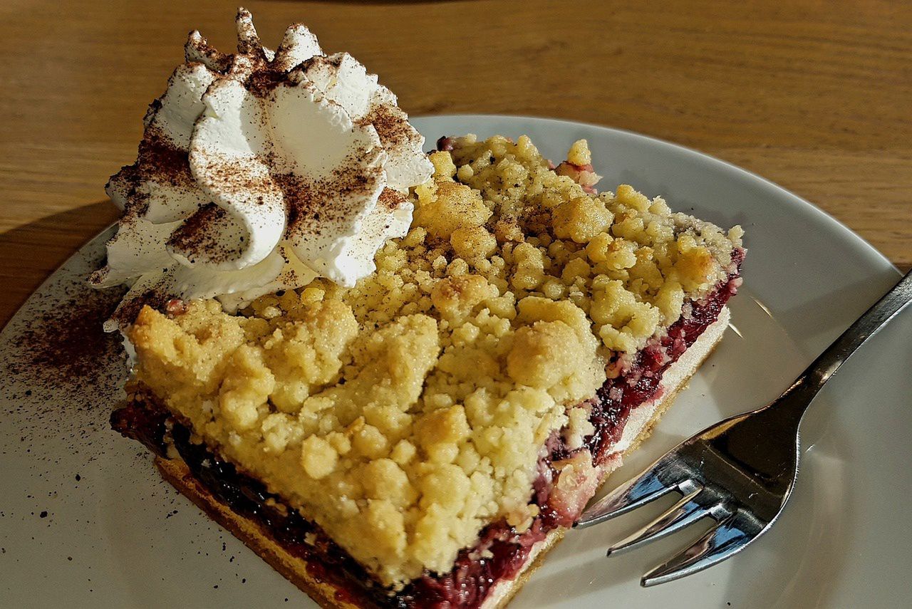 Grandma's strawberry cake is a hit